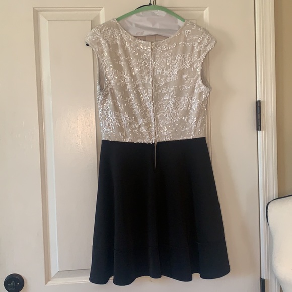 Windsor | Sequin Dress | Large - Picture 8 of 9